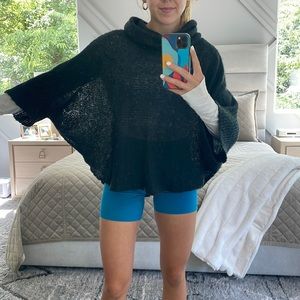 Wooden Ships - Knit Sweater (S/M) - Cover up/Layer